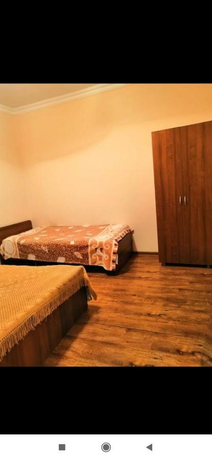 Guesthouse Mira Гагра Екстериор снимка