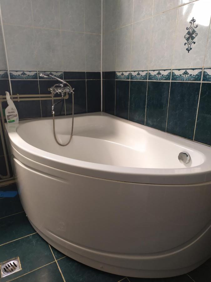Guesthouse Mira Гагра Екстериор снимка